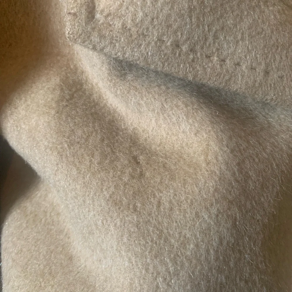 ❤️ 89. Vintage Classic Tan Wool Coat - Modern fit ❤️ - Picture 15 of 15